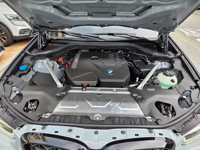 BMW X4 2025, 2550 км, за 41280000 KRW - фото 6