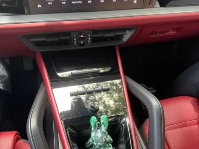 Porsche Cayenne 2024, 70000 км, за 680000 CNY - фото 14