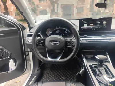 Geely Auto Emgrand 2022, 21100 км, за 46561.17 CNY - фото 11
