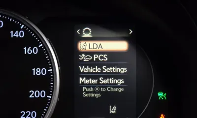 Lexus CT200h 2019, 64460 км, за 18900000 KRW - фото 20