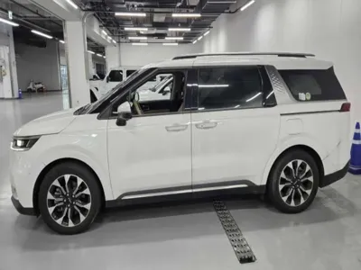 Kia Canival 2023, 33624 км, за 33900000 KRW