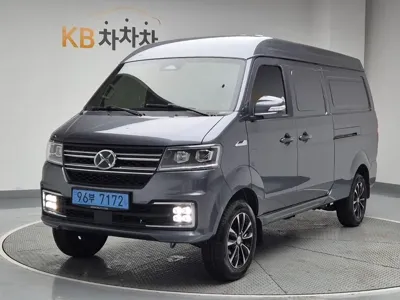 Xin yuan ET Van · 2025 год