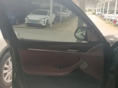 BMW X3 2024, 28000 км, за 225799 CNY