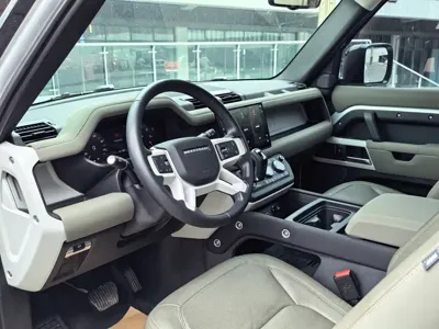 Land Rover Defender 2022, 7000 км, за 498000 CNY - фото 12