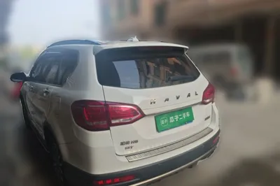 Haval H6 2015, 111100 км, за 24976.43 CNY