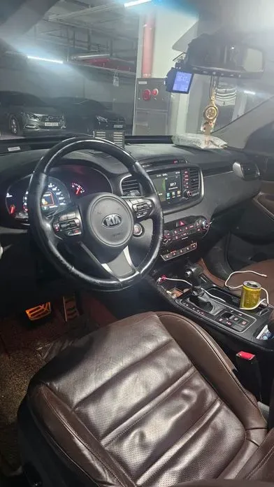 Kia Sorento 2015, 201398 км, за 8500000 KRW - фото 8