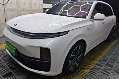 Li Auto L7 · 2024 год