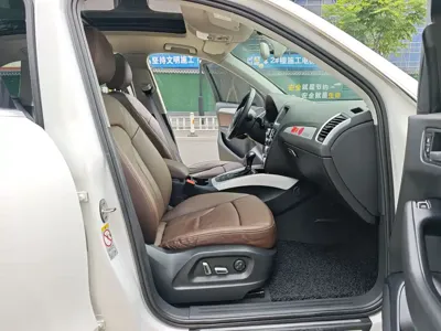 Audi Q5 2015, 132000 км, за 52800 CNY - фото 17