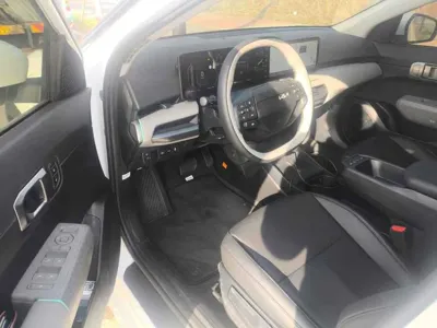 Kia EV4 2026, 3400 км, за 23750000 KRW - фото 8
