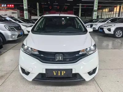 Honda Fit 2015, 130000 км, за 23500 CNY