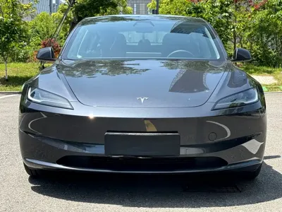 Tesla Model 3 2024, 22000 км, за 92000 CNY