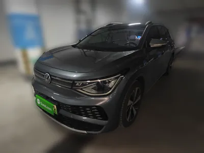 Volkswagen ID.6 X · 2023 год