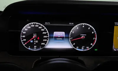 Mercedes-Benz E-Class 2018, 122496 км, за 20400000 KRW - фото 8