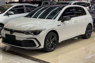 Volkswagen Golf · 2024 год