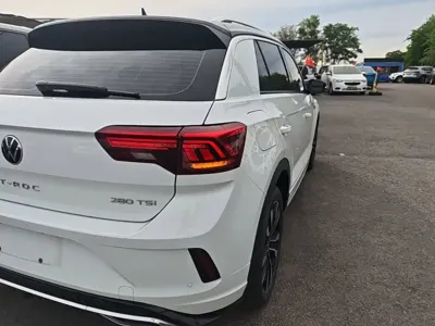 Volkswagen T-Roc 2023, 81800 км, за 89700 CNY - фото 8