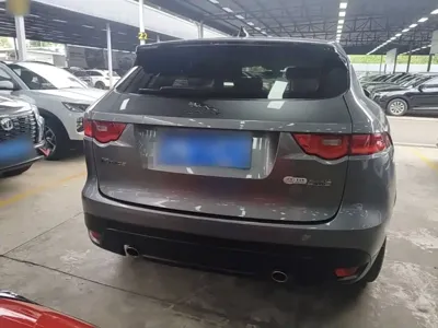 Jaguar F-Pace 2021, 82500 км, за 122100 CNY