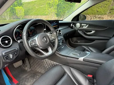 Mercedes-Benz C-Class 2021, 91000 км, за 106800 CNY
