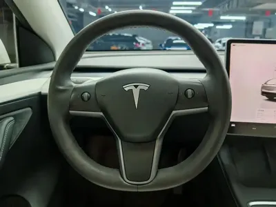 Tesla Model Y 2022, 65000 км, за 183000 CNY - фото 26