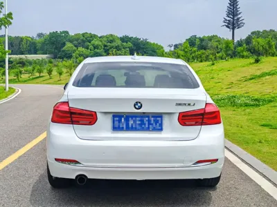 BMW 3 Series 2016, 123800 км, за 47699 CNY