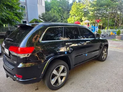 Jeep Cherokee 2015, 143503 км, за 13500000 KRW