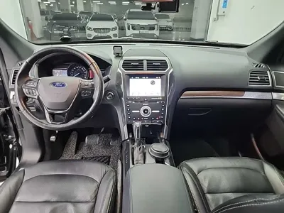 Ford Explorer 2017, 55542 км, за 12000000 KRW - фото 7