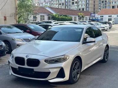 BMW 1 Series · 2021 год
