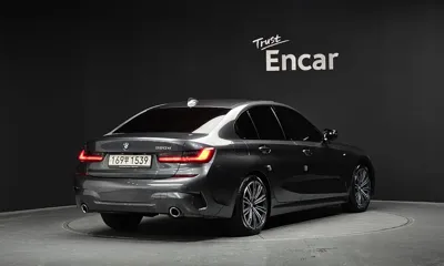 BMW 3-Series 2019, 105228 км, за 26800000 KRW