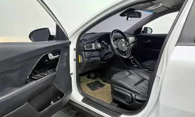 Kia Niro 2018, 163649 км, за 11900000 KRW - фото 10
