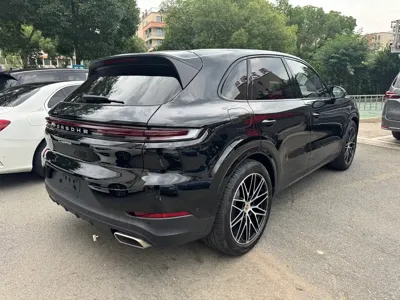 Porsche Cayenne 2023, 15000 км, за 608800 CNY - фото 14