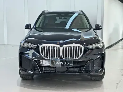BMW X5 2026, 18000 км, за 478000 CNY