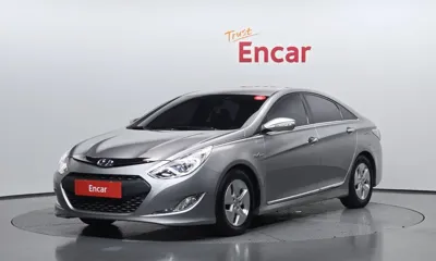 Hyundai Sonata · 2013 год