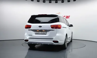 Kia Canival 2019, 127933 км, за 15990000 KRW