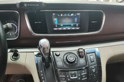 Buick GL8 2018, 57800 км, за 92676.72 CNY - фото 18