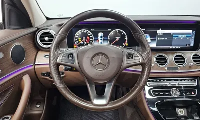 Mercedes-Benz E-Class 2017, 157186 км, за 18500000 KRW - фото 13