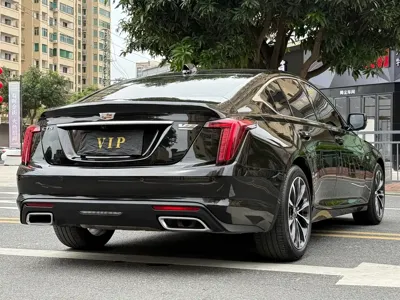 Cadillac CT5 2025, 30000 км, за 173800 CNY