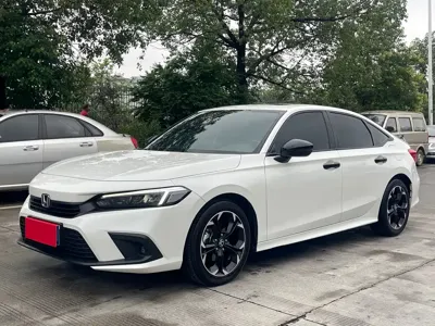 Honda Civic 2024, 32000 км, за 85800 CNY - фото 1