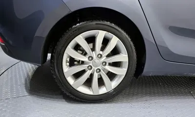 Kia Carens 2014, 129197 км, за 8300000 KRW - фото 5