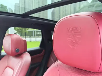 Porsche Cayenne 2020, 86000 км, за 358600 CNY - фото 8