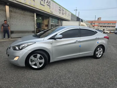 Hyundai Avante 2013, 122000 км, за 5990000 KRW