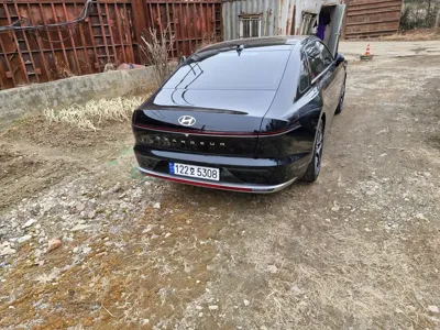 Hyundai Grandeur 2024, 33000 км, за 22180000 KRW