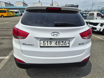 Hyundai Tucson 2015, 125779 км, за 7800000 KRW