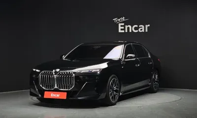 BMW 7-Series · 2025 год