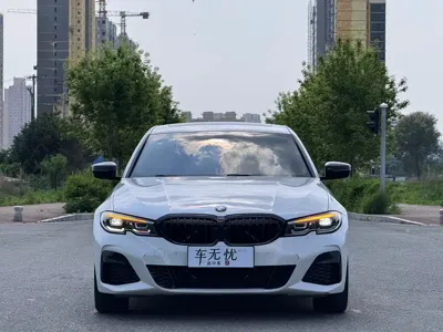 BMW 3 Series 2022, 55000 км, за 185900 CNY