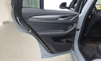 BMW X4 2025, 5049 км, за 89500000 KRW - фото 25