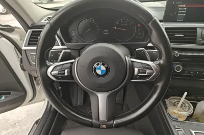 BMW 3 Series 2019, 104300 км, за 111065.22 CNY - фото 14