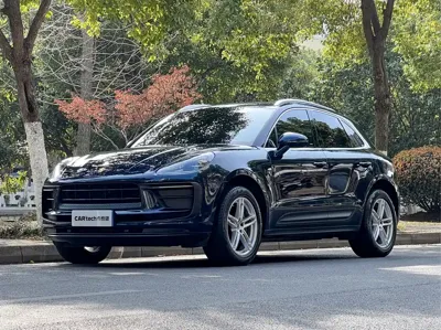 Porsche Macan · 2022 год