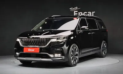 Kia Canival · 2023 год