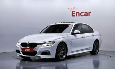 BMW 3-Series · 2017 год