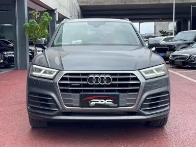 Audi Q5L 2019, 54000 км, за 108900 CNY