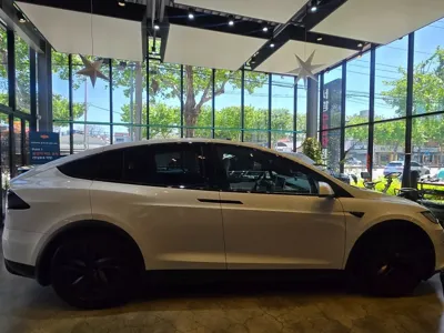 Tesla Model X 2026, 550 км, за 80000000 KRW - фото 12